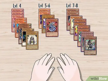 Постройте Yu Gi Oh! Колода Step 4