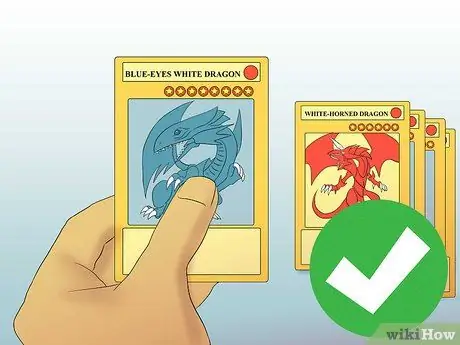 Собери колоду дракона в Yu Gi Oh! Шаг 1