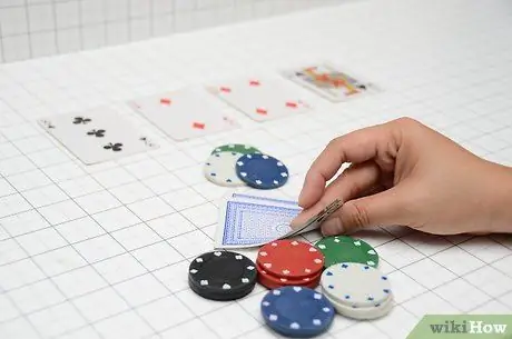 Играть в покерную рулетку Шаг 2 Играть в покерную рулетку Шаг 2