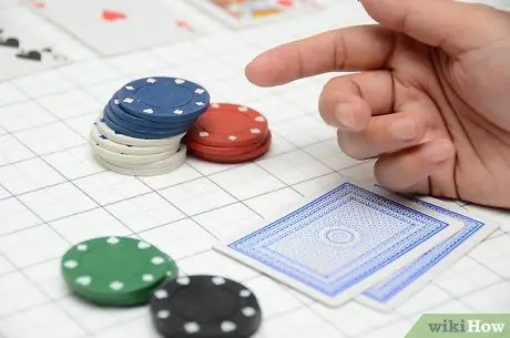 Играть в покерную рулетку Шаг 4 Играть в покерную рулетку Шаг 4