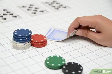 Играть в покерную рулетку Шаг 9 Играть в покерную рулетку Шаг 9
