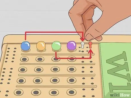 Сыграть в Mastermind Step 4
