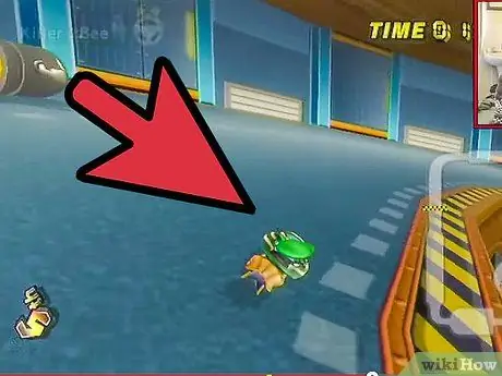 Используйте предметы в качестве щитов в Mario Kart Wii, шаг 9