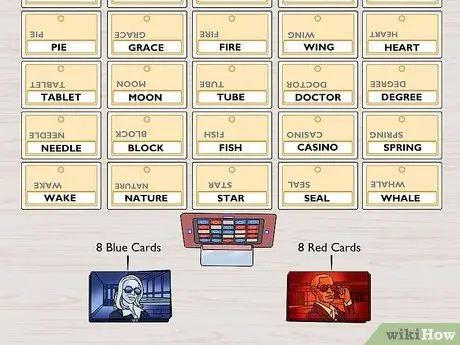 Играть в Codenames Step 7