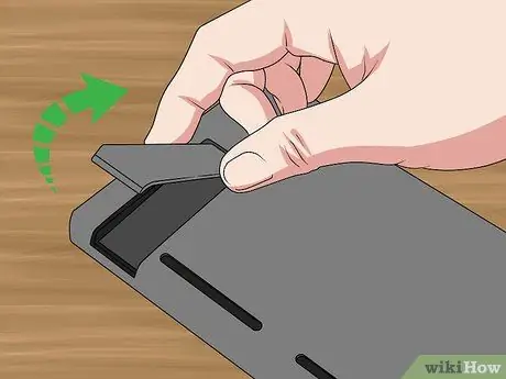 Установите SD-карту на Nintendo Switch Шаг 3