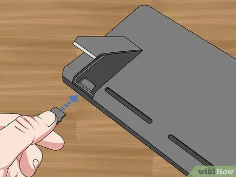 Установите SD-карту на Nintendo Switch Шаг 4