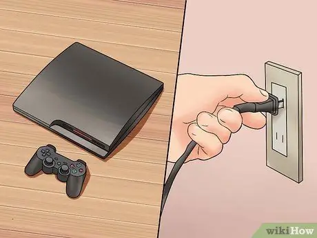 Разберите жир PS3, чтобы очистить Шаг 1