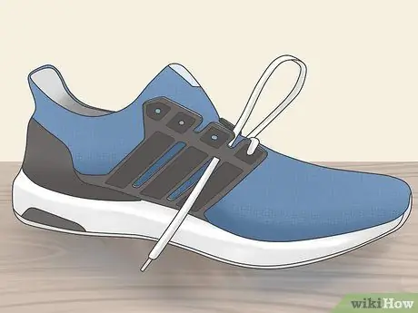Свяжите Adidas Ultra Boost Step 11