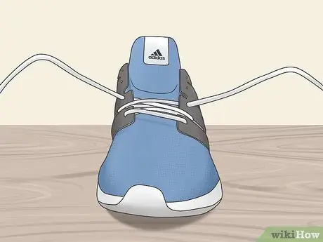Свяжите Adidas Ultra Boost Step 12
