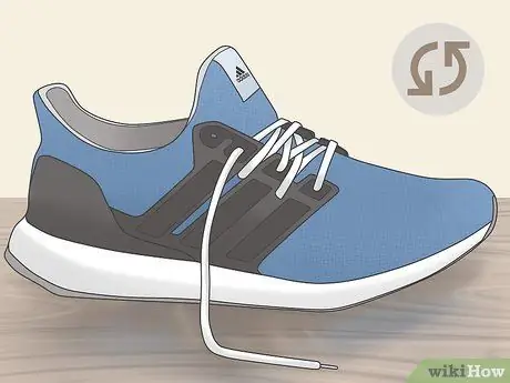 Свяжите Adidas Ultra Boost Step 13