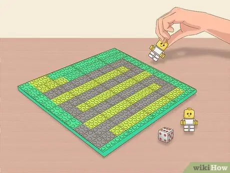 Играйте с LEGOs Step 7