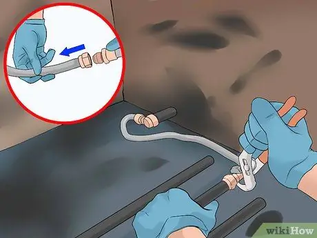 Установите газовые журналы Шаг 5