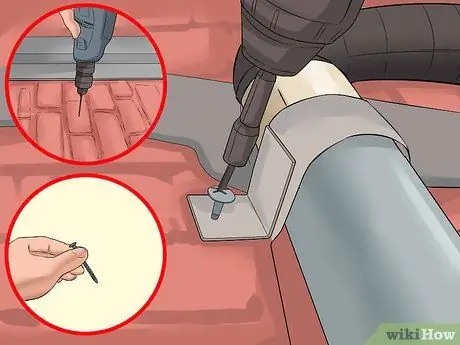 Установите газовые журналы Шаг 8