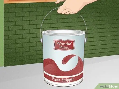 Снять краску с кирпича Шаг 1