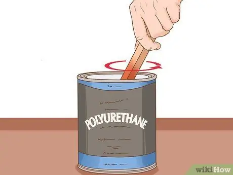 Нанесите полиуретан Step 10