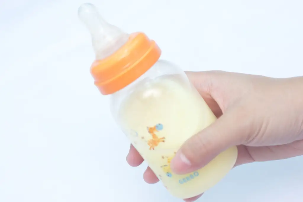 Как приготовить фальшивую формулу для куклы Reborn Baby Doll: 6 шагов