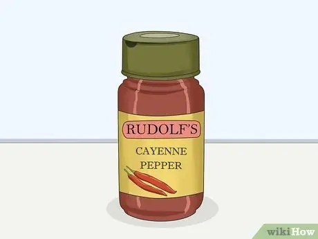 Не позволяйте другим животным использовать дверцу для домашних животных Шаг 6