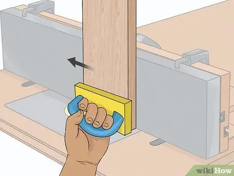 Вырезать скользящий ласточкин хвост. Шаг 12