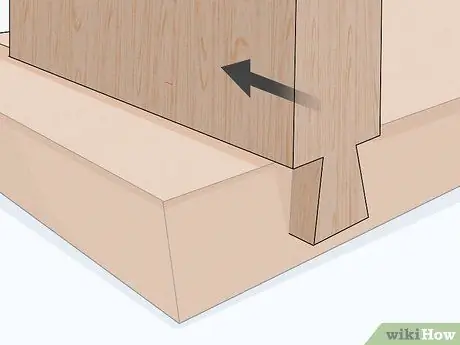 Вырезать скользящий ласточкин хвост. Шаг 15