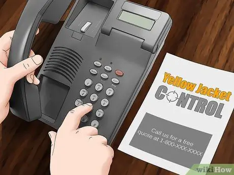 Убейте желтых курток в стене, шаг 1