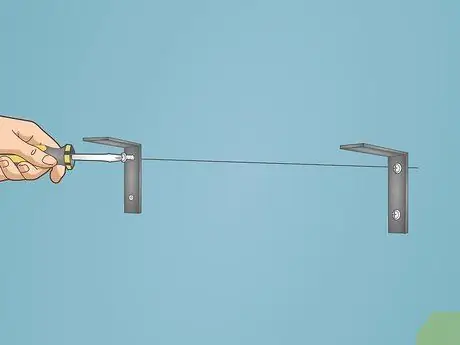 Повесьте тяжелую полку Шаг 10