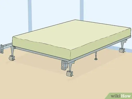 Соберите металлический каркас кровати Шаг 6