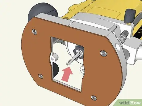 Вырезание канавок в дереве Шаг 2