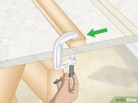 Вырезать столешницу из ламината Шаг 6