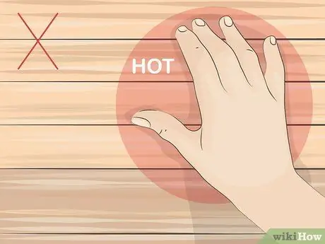 Нанесите Ipe Oil Step 4 Нанесите Ipe Oil Step 4