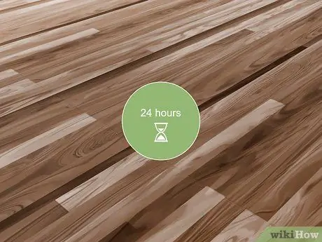 Нанесите Osmo Polyx Oil Step 13