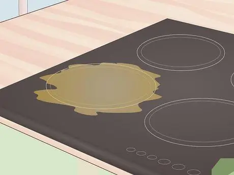 Очистите пригоревшую керамическую плиту Шаг 12