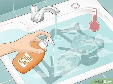 Держите газовую плиту в чистоте Шаг 3