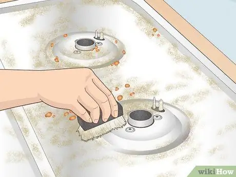 Держите газовую плиту в чистоте Шаг 4