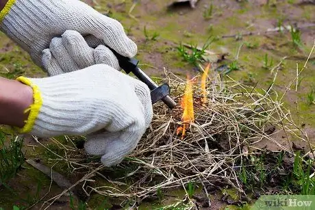Используйте кремневую палку. Шаг 4