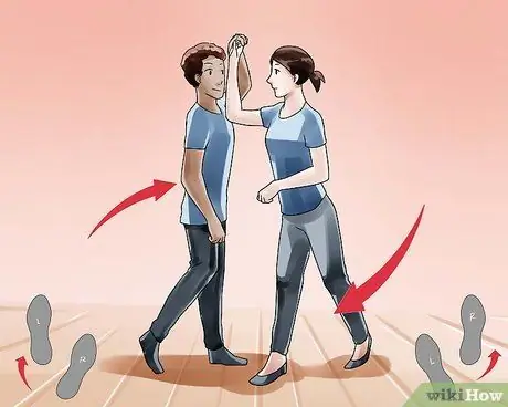 Традиционный танец Cumbia Colombiana Шаг 17