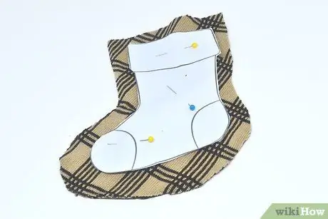 Сделайте рождественский чулок Шаг 12