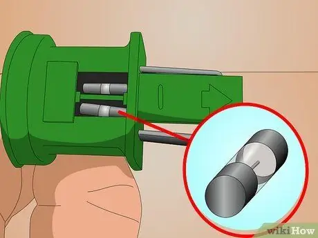 Заменить мертвые огни рождественской елки Шаг 5