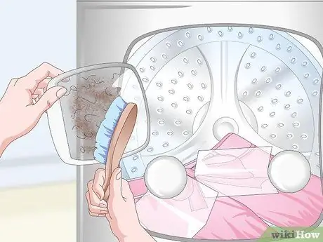 Вытащите шерсть домашних животных из стирки, шаг 9