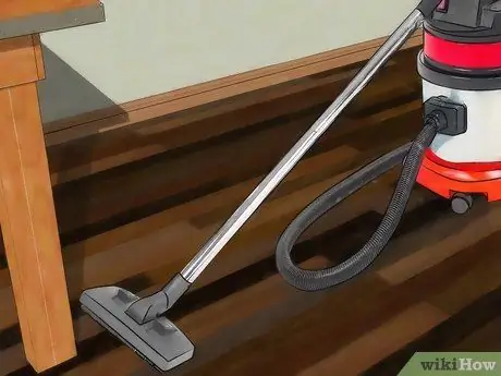 Чистка плинтусов, шаг 2