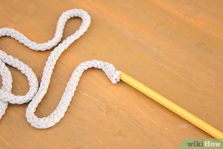 Используйте фитили для полива растений Шаг 5