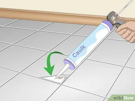 Покраска кафельных полов Шаг 3