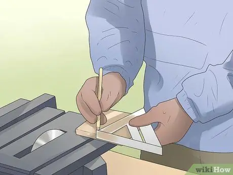 Установите напольную плитку Шаг 10