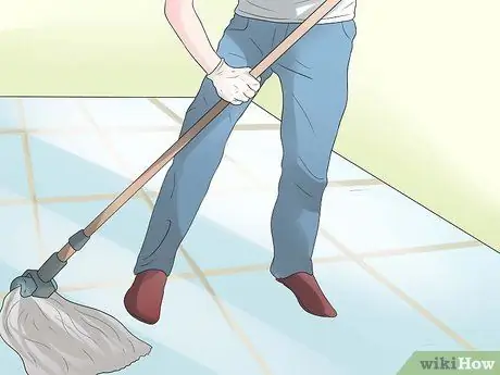 Установите напольную плитку Шаг 7