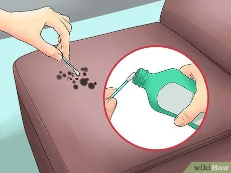 Чистые кожаные кресла Шаг 7