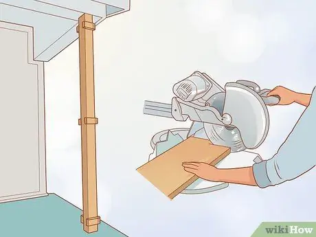 Оберните столбы крыльца деревом Шаг 3