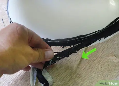 Конопатка вокруг туалета Шаг 8 Конопатка вокруг туалета Шаг 8