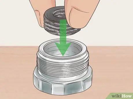 Почините протекающий кран для ванны Шаг 15