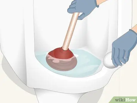 Очистите писсуар Шаг 4 Очистите писсуар Шаг 4