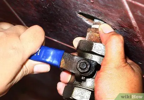 Замена запорных клапанов Шаг 8