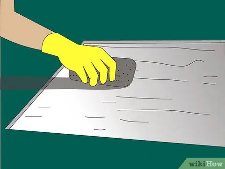 Удаление латексного резинового ковра и плиточного клея с цементного пола Шаг 10